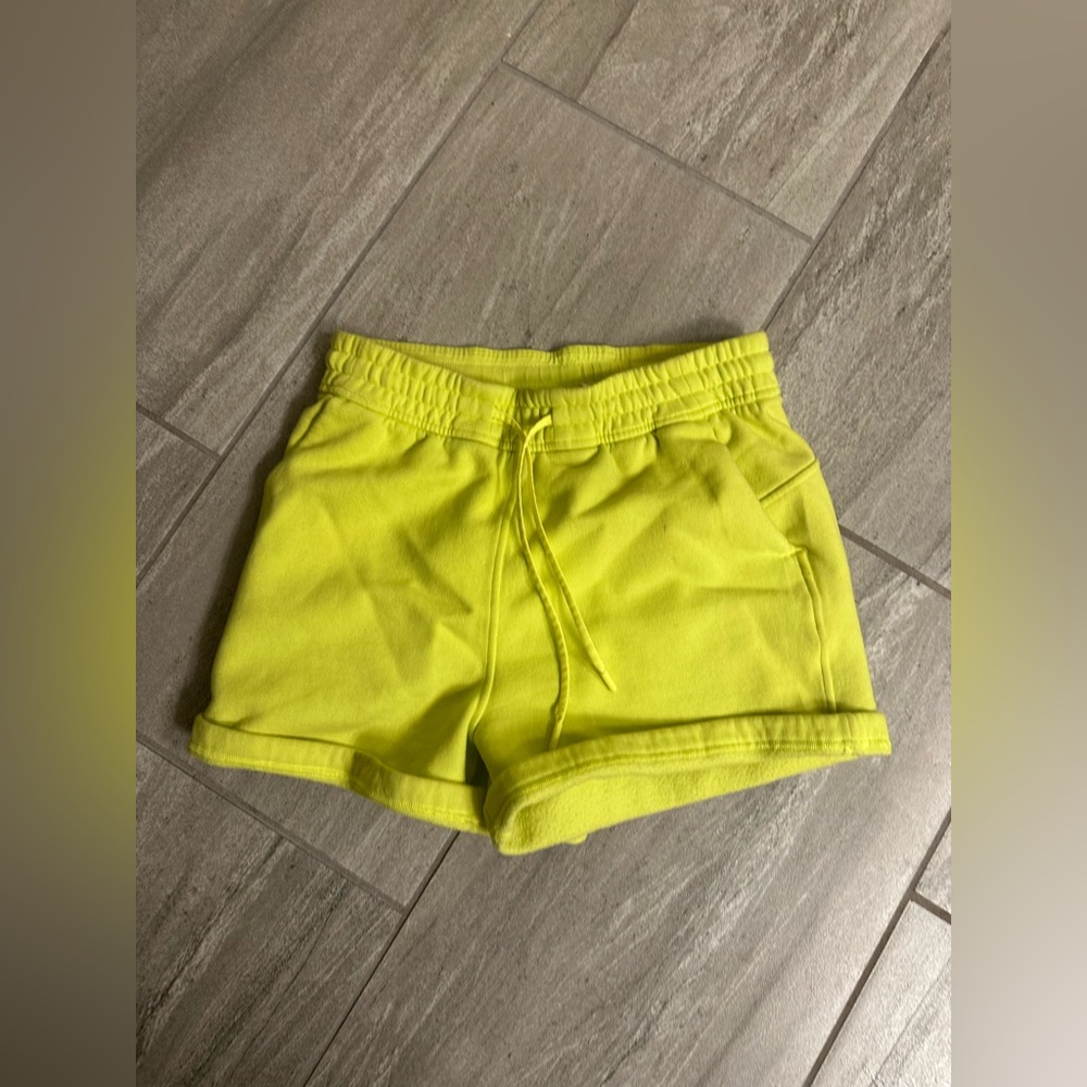 COPY - Lululemon shorts